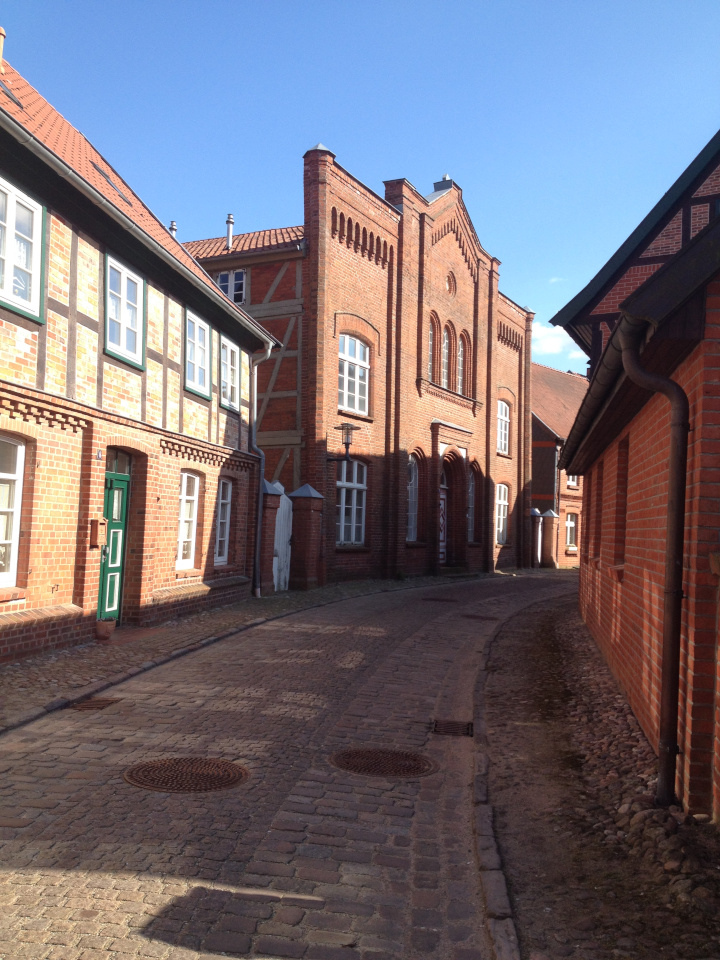 Ansicht auf die Academy